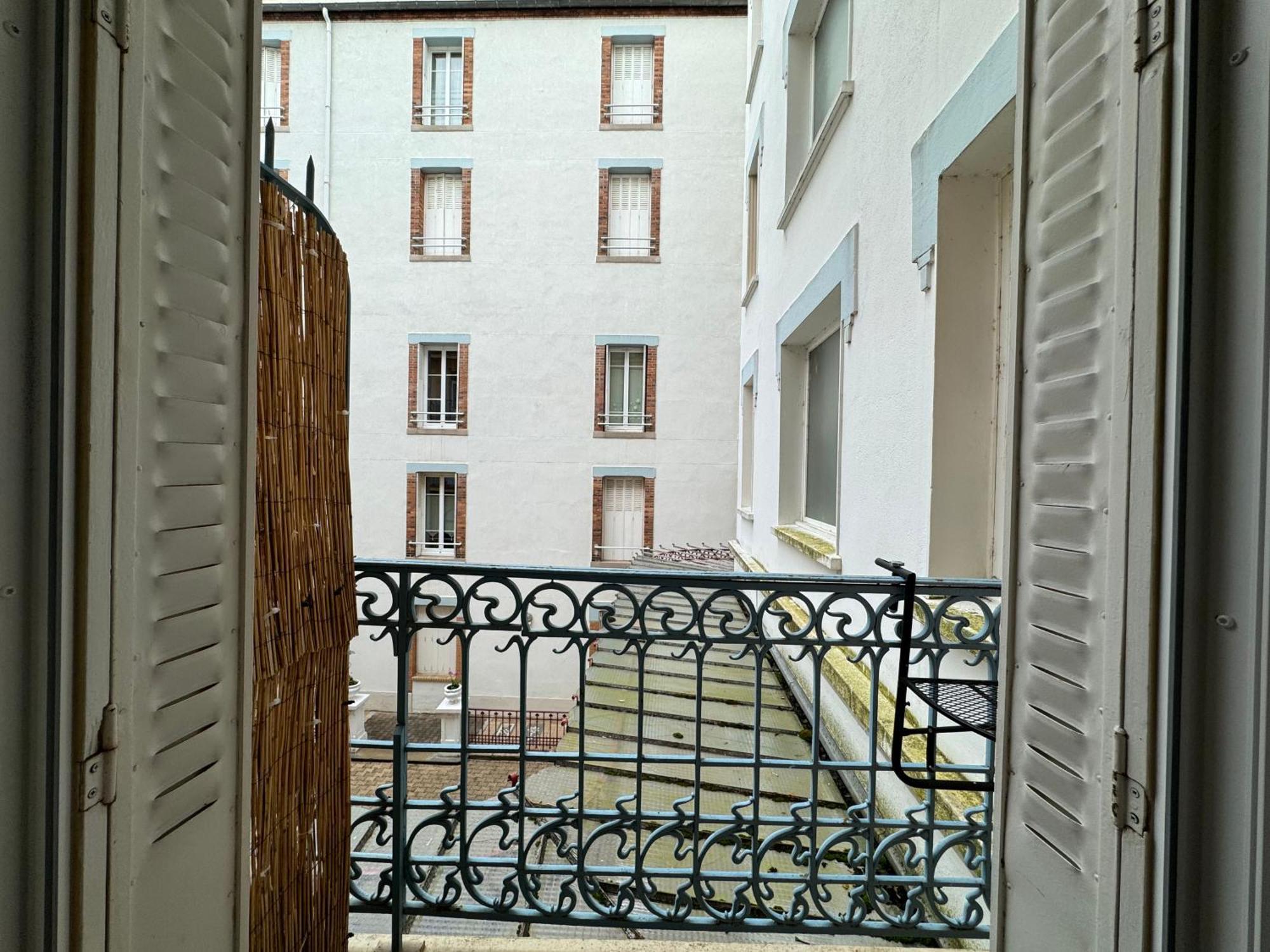 Petit Splendid - Ancien Palace, Balcon, Centre Vichy Exterior foto